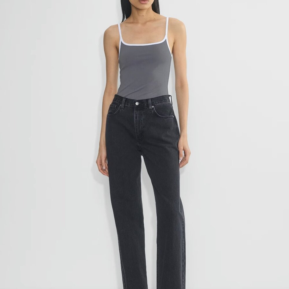 Aritzia Contour Swoop Cami- Navy. & White (L)